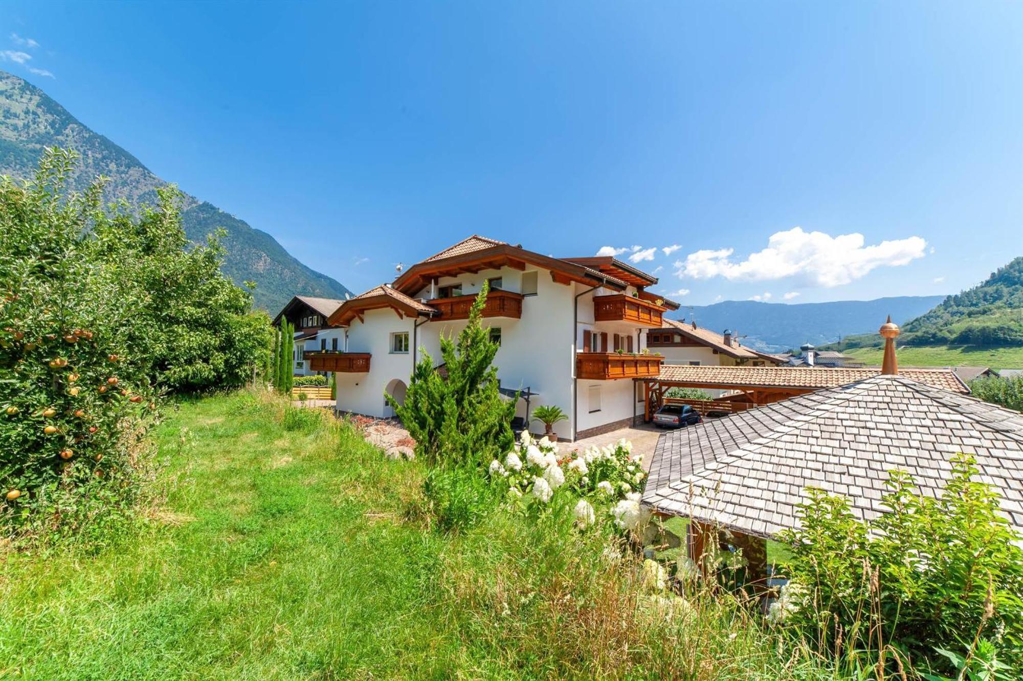 Appartementhaus Tratter Lagundo Esterno foto